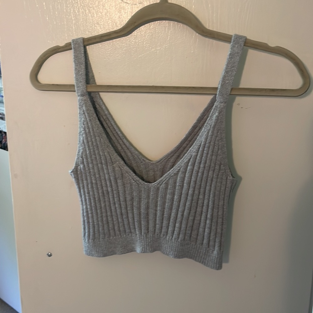 Cropped Ribbed Tank Top - Picture 2 of 2